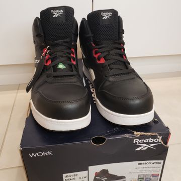 Reebok - Sneakers (Black, Red)