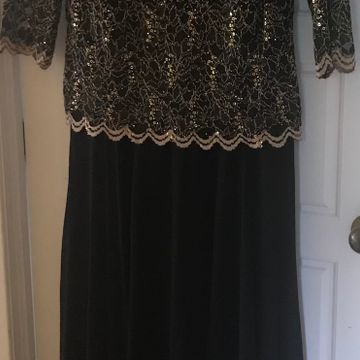 Laura Plus - Evening dresses (Black)