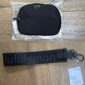 Lululemon  - Key & Card holders (Black)
