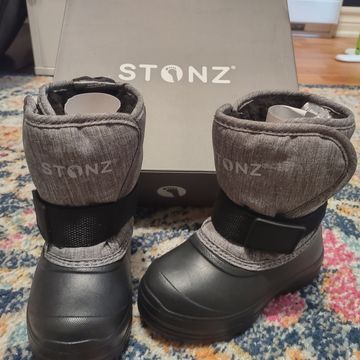 Stonz - Mid-calf boots (Black, Grey)