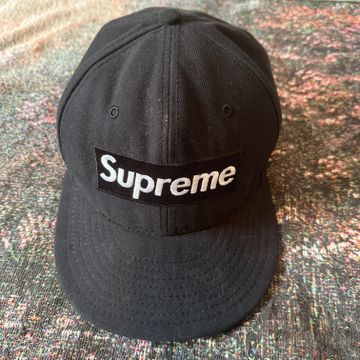Supreme - Caps (Black)
