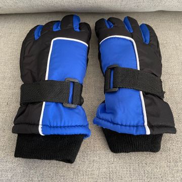 Inconnu - Gloves & Mittens (White, Black, Blue)