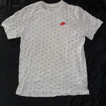Nike  - Short sleeved T-shirts (White)
