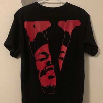 VLONE - T-shirts