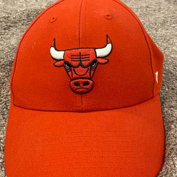 Bulls - Caps (Red)