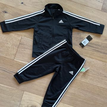 Adidas - Sets (Black)