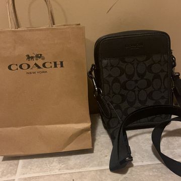 Coach - Shoulder bags (Black)