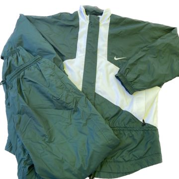 Nike - Outwear (White, Green)
