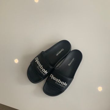 Reebok - Slippers & flip-flops (Black)