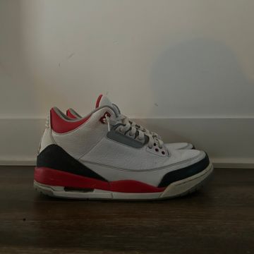 Jordan - Sneakers (White, Red, Grey)