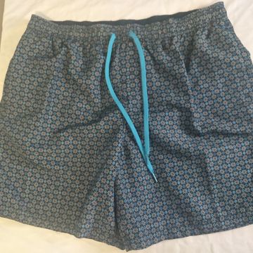 O'Neil - Shorts (White, Blue)