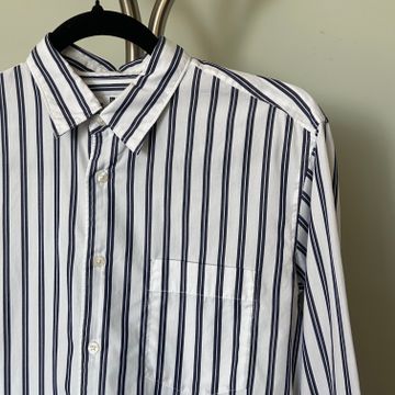 Uniqlo - Button down shirts (White, Blue)