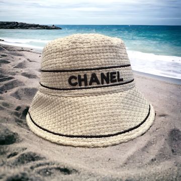 Chanel  - Chapeaux