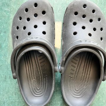 Crocs - Flat sandals (Black)