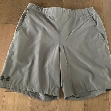 Under armour  - Flat front (Grey)