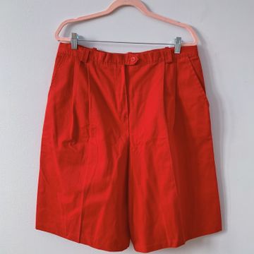 Mr. K - Shorts taille haute (Rouge)