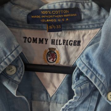 Tommy Hilfiger  - Chemises en jean (Denim)