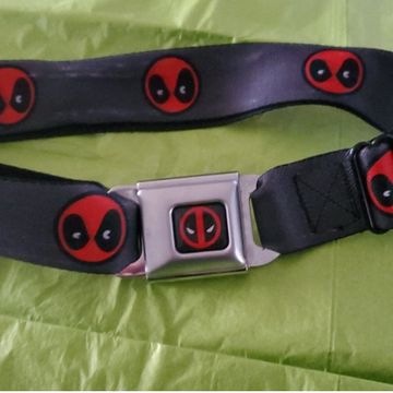 Buckle-down - Belts (Black, Red)