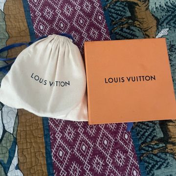 Louis Vuitton - Belts (Black)