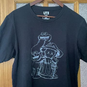 Uniqlo  - T-shirts (Black)