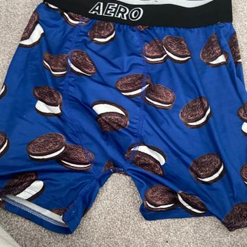 aero - Shorts (White, Black, Blue)