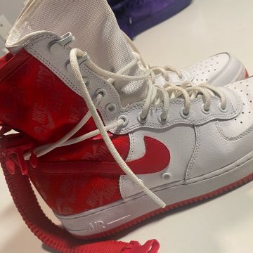 Air Force 1 - Sneakers (Blanc, Rouge)