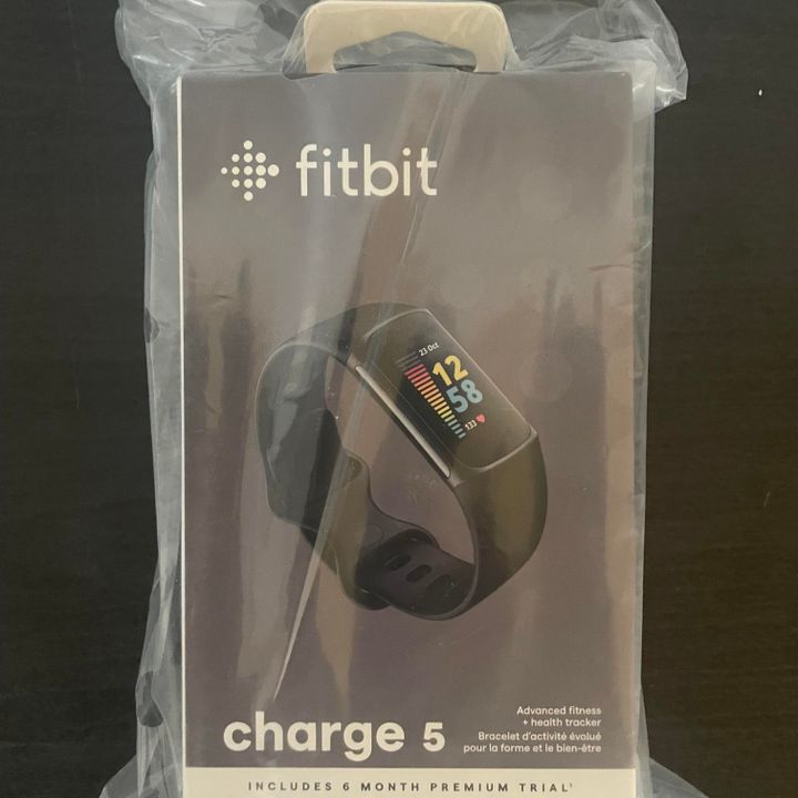 FitBit - Accessories, Watches | Vinted