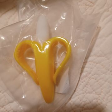 Unbranded  - Pacifiers (White, Yellow)