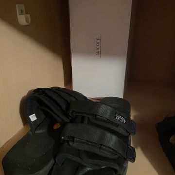 Suicoke - Sandals (Black)