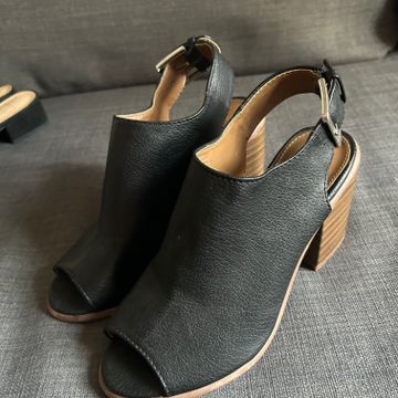 Forever 21 - High heels (Black, Brown)