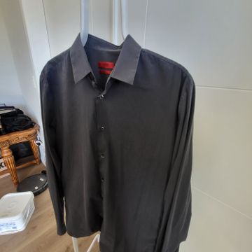 Hugo Boss - Dress shirts (Black, Grey)