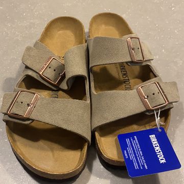 Birkenstock  - Sandals (Brown)