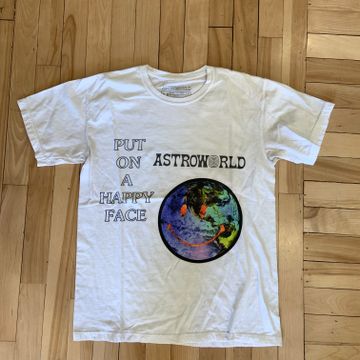 Astroworld merch hoodie Travis Scott - Vinted