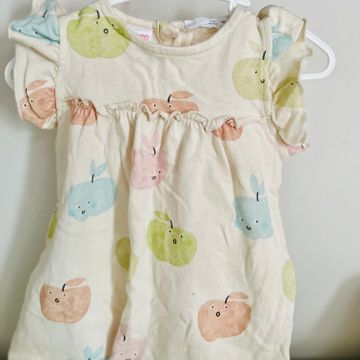 Zara - Other baby clothing (Beige)