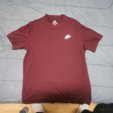 Nike - Short sleeved T-shirts (Red)