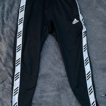 Adidas 2025 joggers black