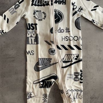 Nike - Pyjamas, dormeuses pour bébé (Beige)