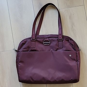 Pacsafe - Laptop bags (Purple, Red)
