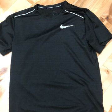 Nike - Hauts & Tee-shirts (Noir)