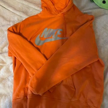 Bright orange hot sale nike hoodie