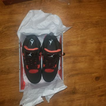 Jordan 4 red sale black red