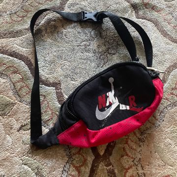 Jordan - Bum bags (White, Black, Red)