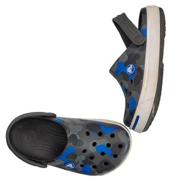 Crocs - Sandals & Flip-flops (White, Blue, Grey)
