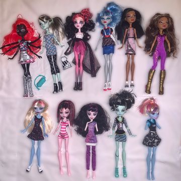 Mattel  - Dolls (Blue, Purple, Pink)