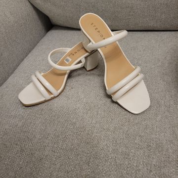 One step - Heeled sandals (White)