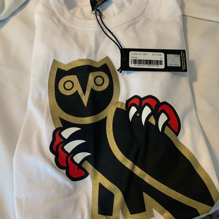 October's Very Own Raptors OVO Jurassic Park OG Owl Logo Red T-Shirt  LG Drake