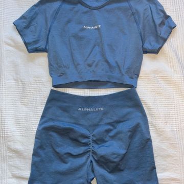 Alphalete - Shorts (Blue)
