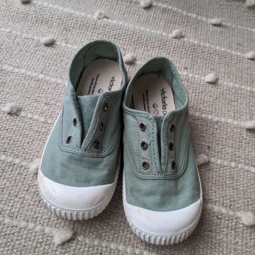 Victoria  - Slip-on shoes (White, Green)