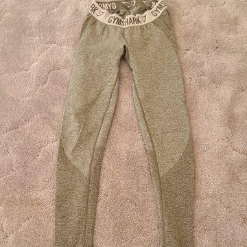 Gymshark - Pantalons & leggings (Vert)