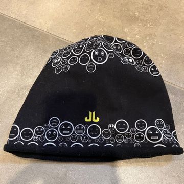 JL - Winter hats (White, Black)